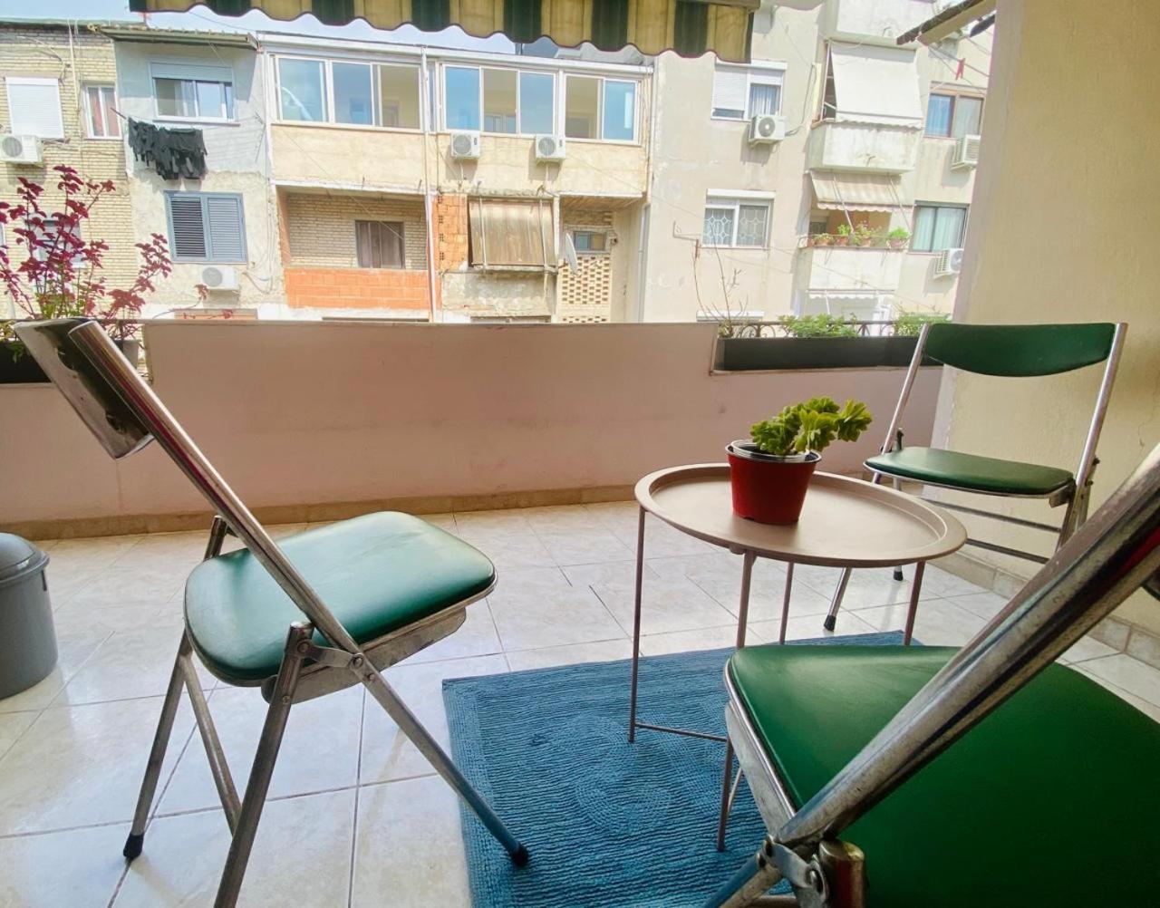 Apartment Tirana Exterior foto